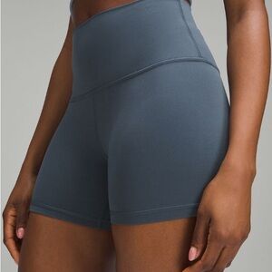 lululemon iron blue align hr short 4" size 6